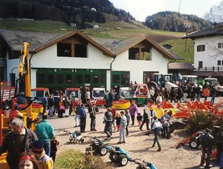 La prima fiera in sede